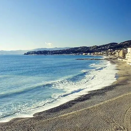 Endless Sea Lejlighed Varazze