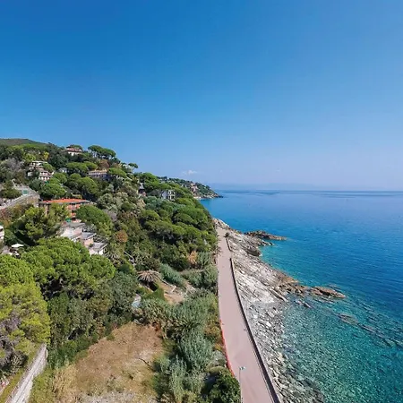 Endless Sea Apartment Varazze